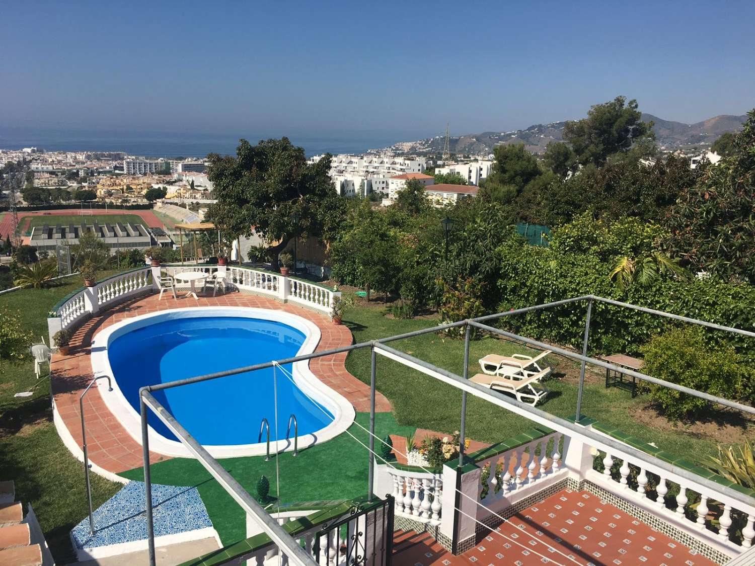 THREE BEDROOM VILLA WITH LARGE GARDEN AND POOL AREA AND SEA VIEWS