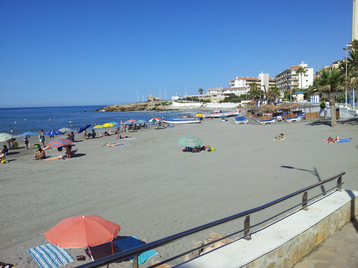 APARTMENT CAPACITY FOUR PEOPLE 40 METERS FROM THE TORRECILLAS BEACH