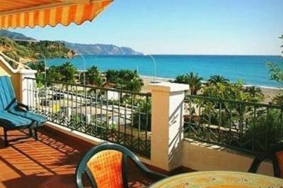 Apartment for holidays in Burriana (Nerja)